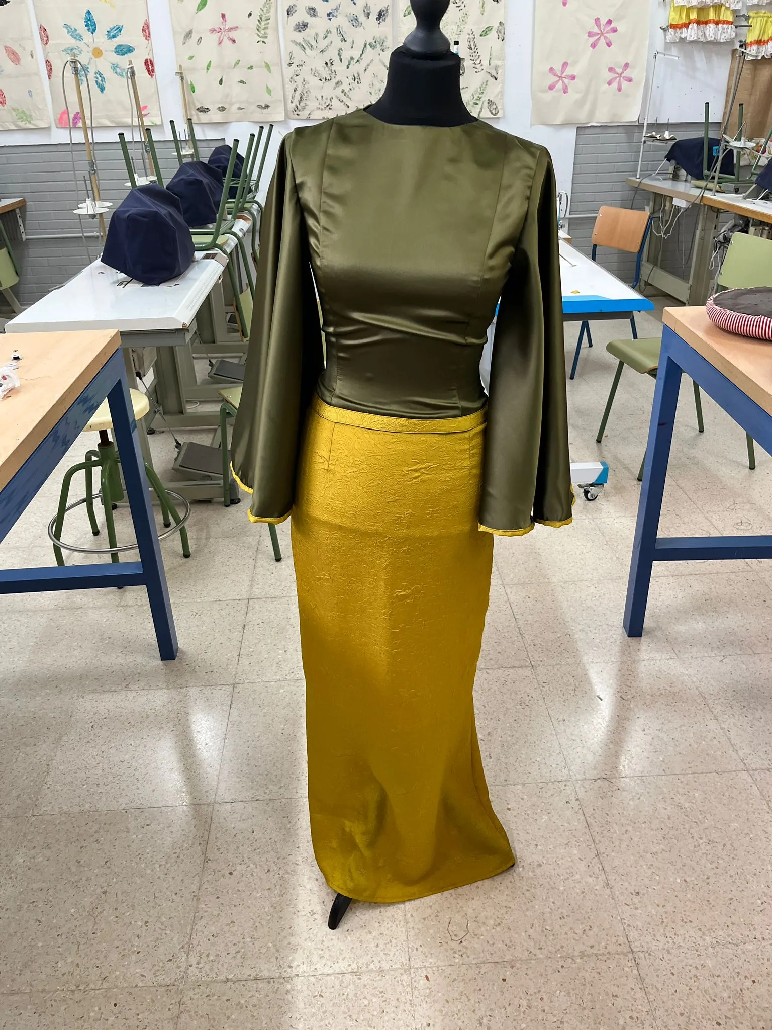 Otros vestidos Ariamis, detalle 4.