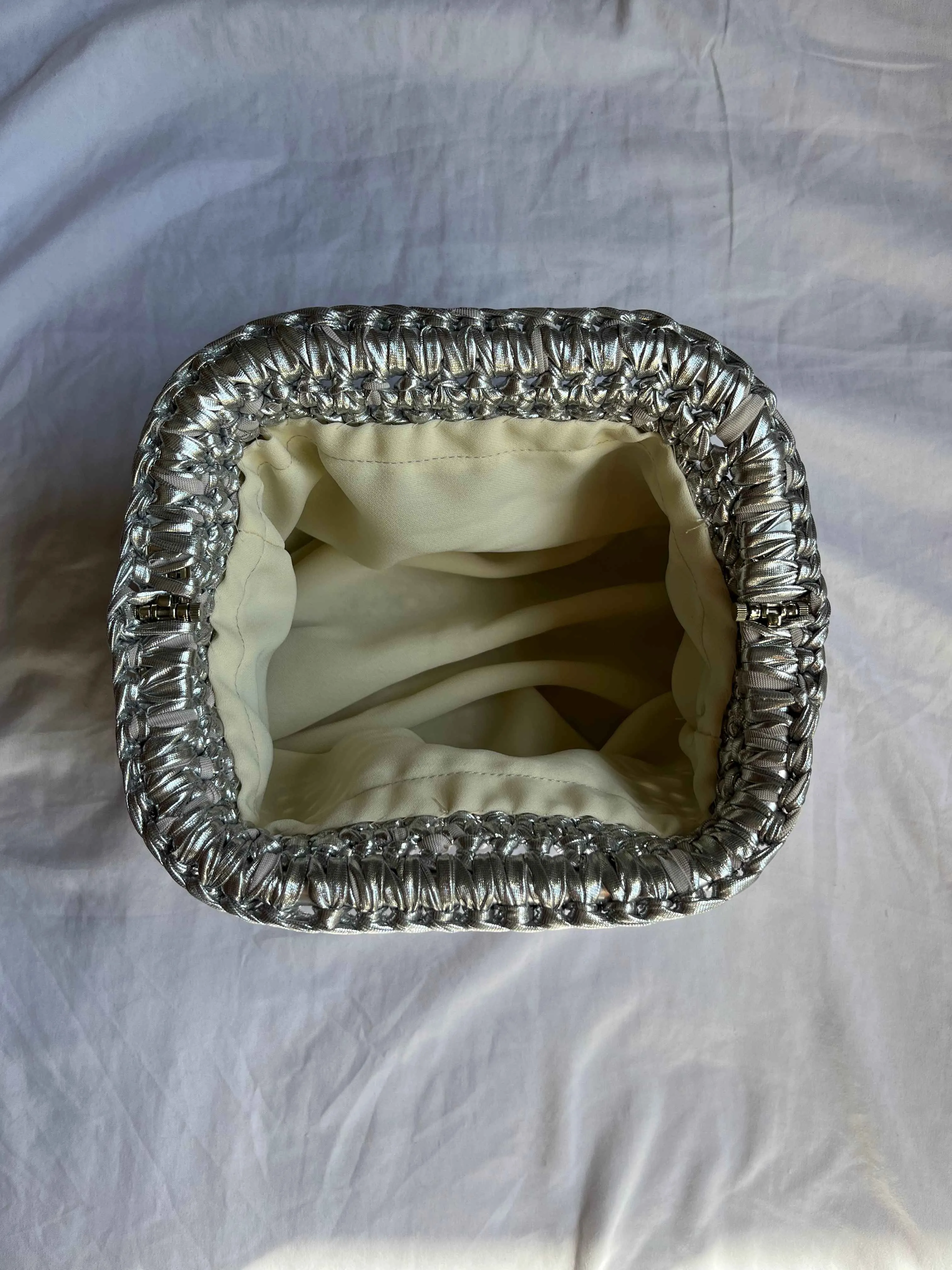 Bolso Plata, detalle 1.